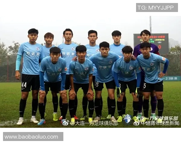 上港与大连激战正酣直播盛况尽在眼前精彩赛事不容错过